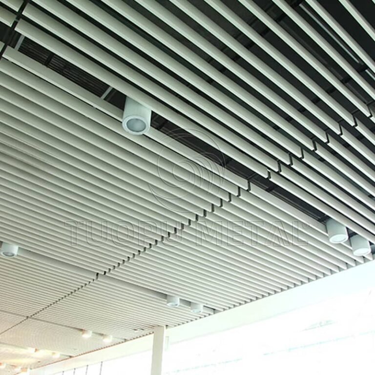 Aluminum baffle ceiling for Metro Stations - project application