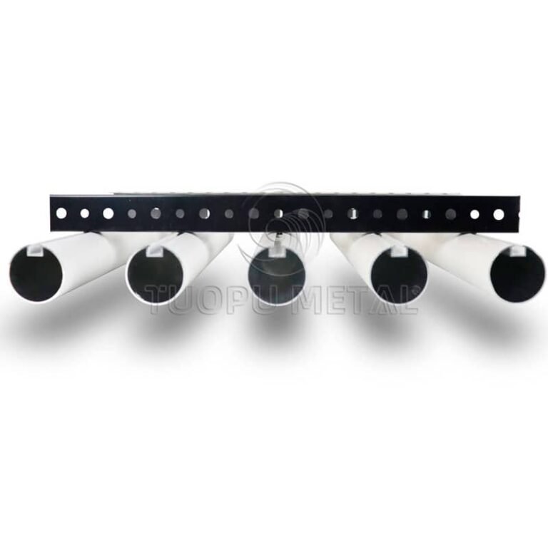 Aluminum baffle ceiling for Train Stations - detail view