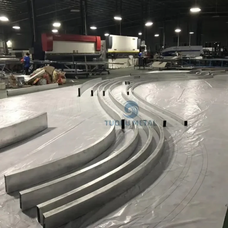 Aluminum baffle ceiling - project application