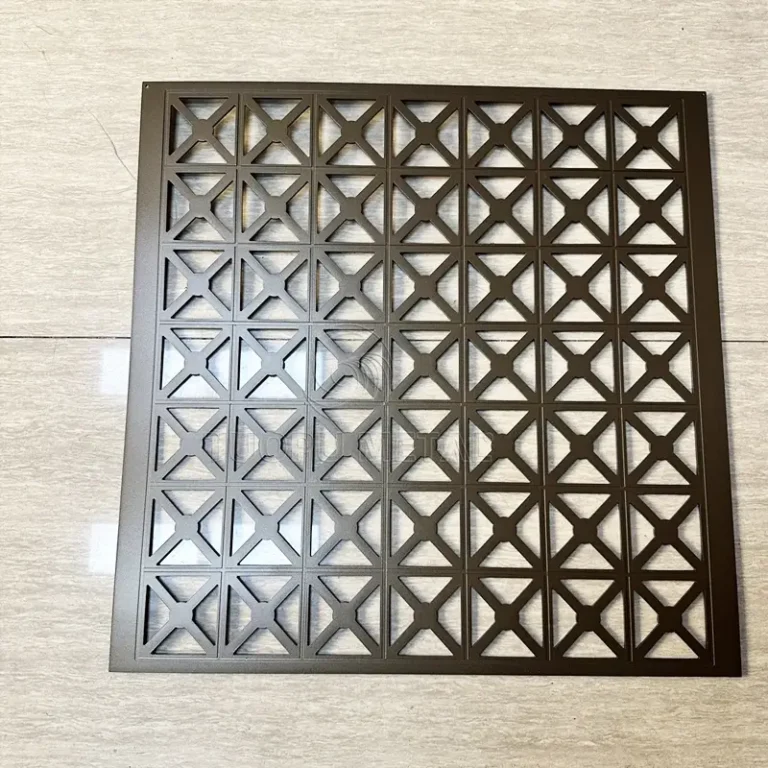 Decorative aluminum panel for airport terminals - project application