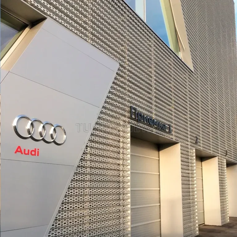 Aluminum curtain wall panel - project application